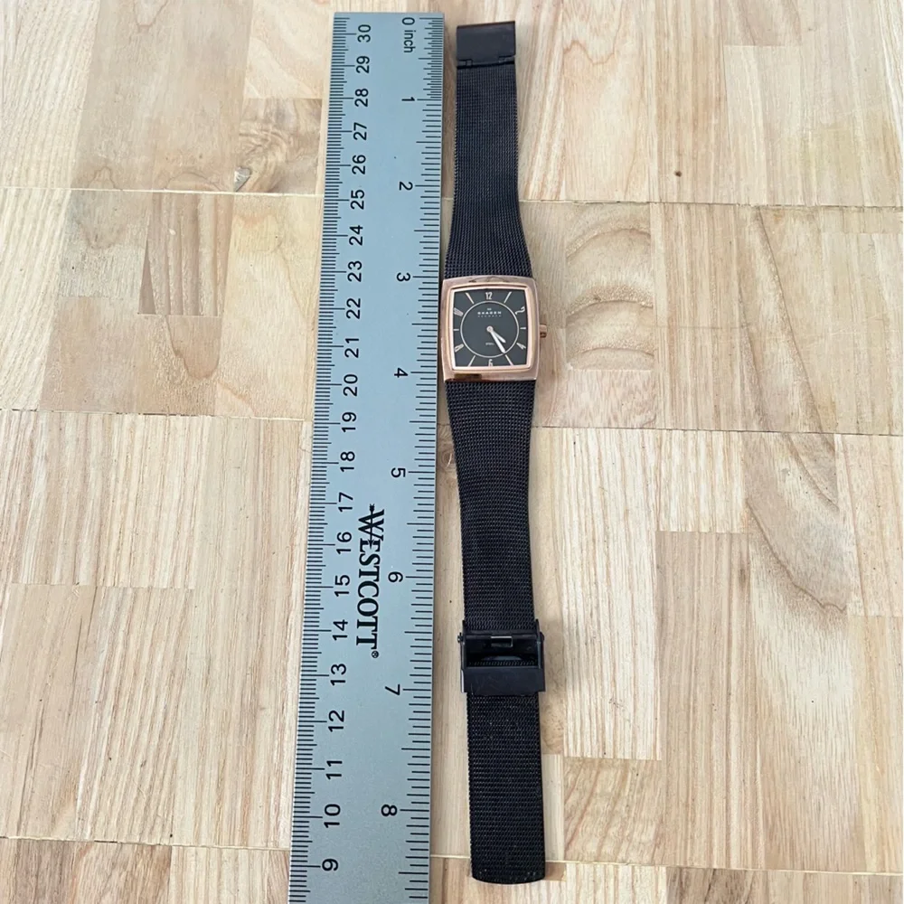 Skagen Denmark ladies metallic brown dress watch NEW BATTERY